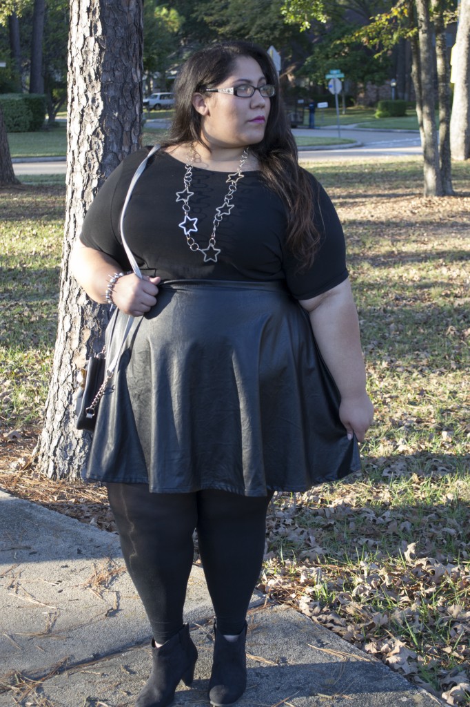 About Me - Curvy Girl On a Budget